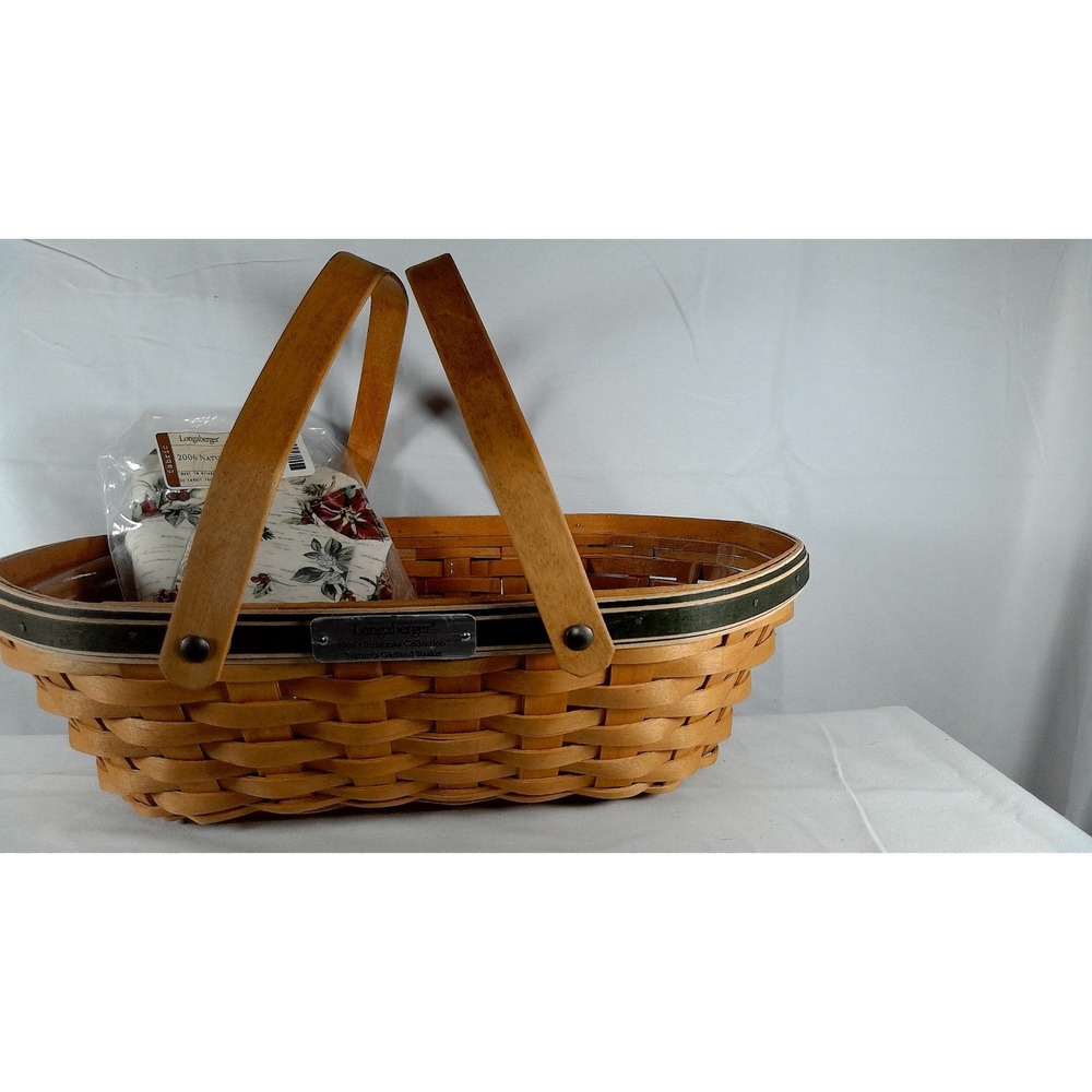 Longaberger 2006 Christmas Collection‎ Nature's Garland Basket Set